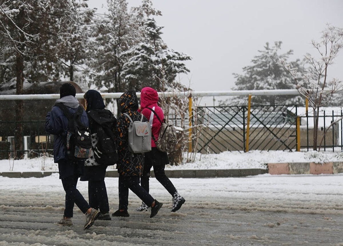 مدارس ابتدایی مناطق ۱ تا ۵ تهران امروز غیرحضوری شد