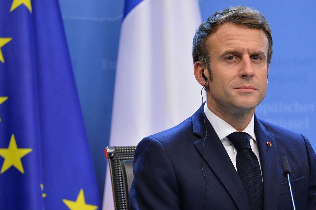 ماکرون: هم اکنون زمان مذاکره با روسیه نیست