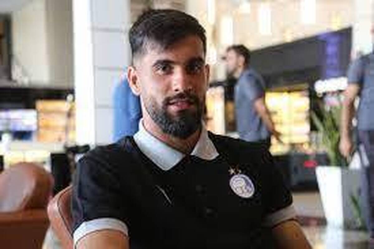 مدافع تراکتور وسط بازی بیهوش شد (فیلم)