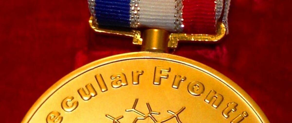 مدال طلای رقابت prize Inquiry به دانش‌آموز برتر ایرانی رسید