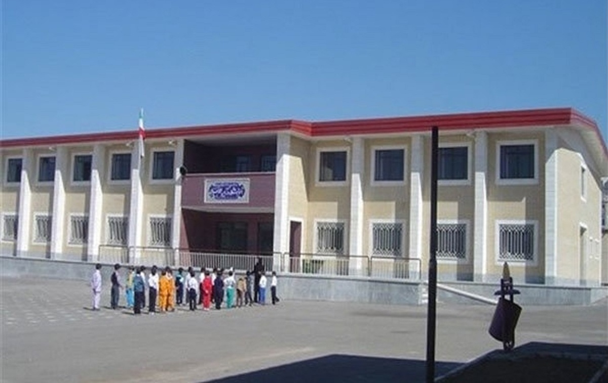 رئیس سازمان خصوصی‌سازی: دولت قصد فروش مدارس خیرساز را ندارد/ این پروژه‌ها با منابع مولدسازی تکمیل می‌شوند