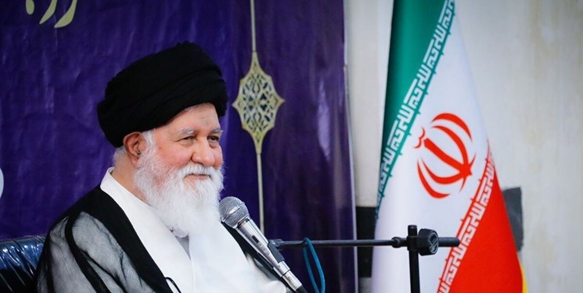 علم الهدی: هر چه سواد و علم ما بیشتر باشد نوکر بهتری برای امام زمان خواهیم بود