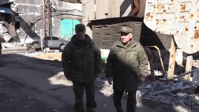 بازدید وزیر دفاع روسیه از نظامیان روس در اوکراین (+ عکس و فیلم) 3