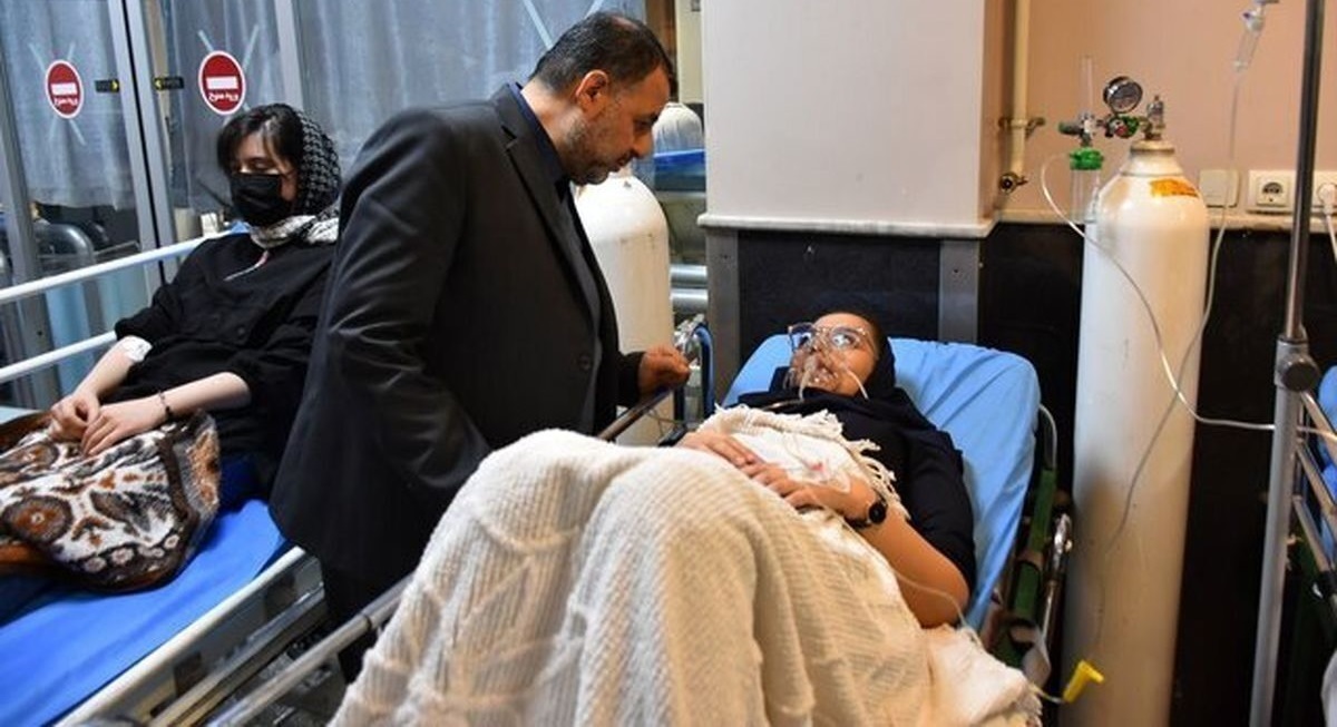 فارس به نقل از یک مقام امنیتی: دوربين‌هاى امنيتى مدارس، مورد مشكوكى را نشان نداد