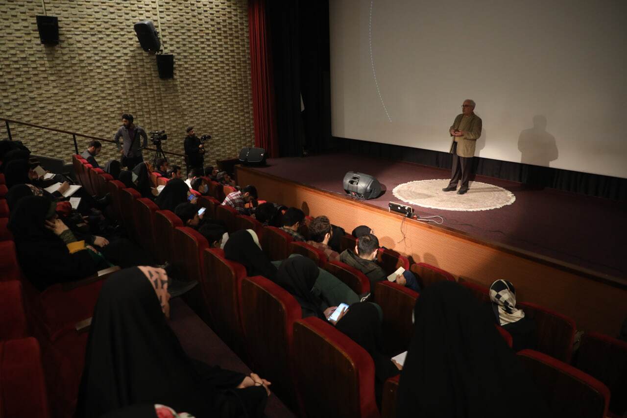 رویداد چهارسوق رویدادی برای شبکه سازی و اشتراک گذاری تجربیات افراد