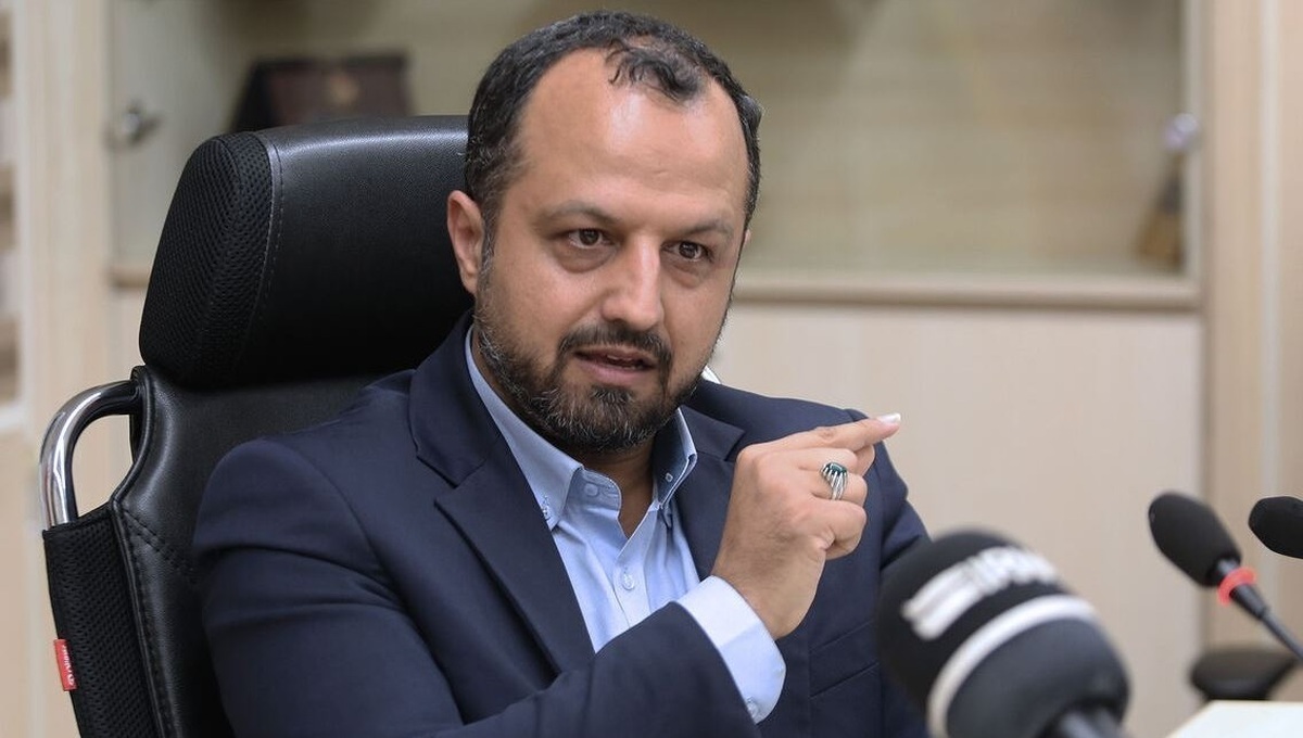 گزارش مالی وزیر اقتصاد: در ۱۱ ماهه امسال، ۶۰ درصد افزایش درآمد داشتیم/ بدهی دولت به بانک مرکزی به صفر رسیده/ سال آینده شرایط بهتری در تورم خواهیم داشت