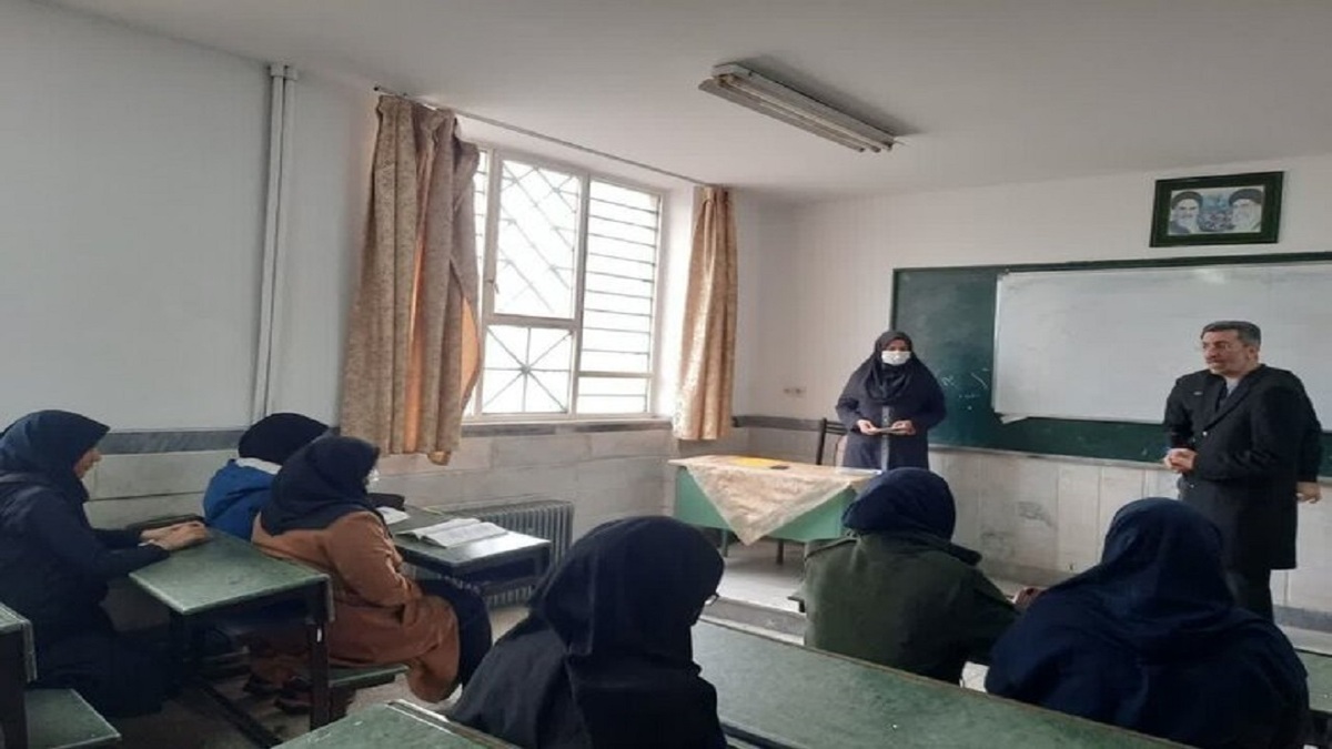 دانشگاه علوم پزشکی: امروز مواردی مشکوک به مسمومیت در مدارس قم گزارش نشد