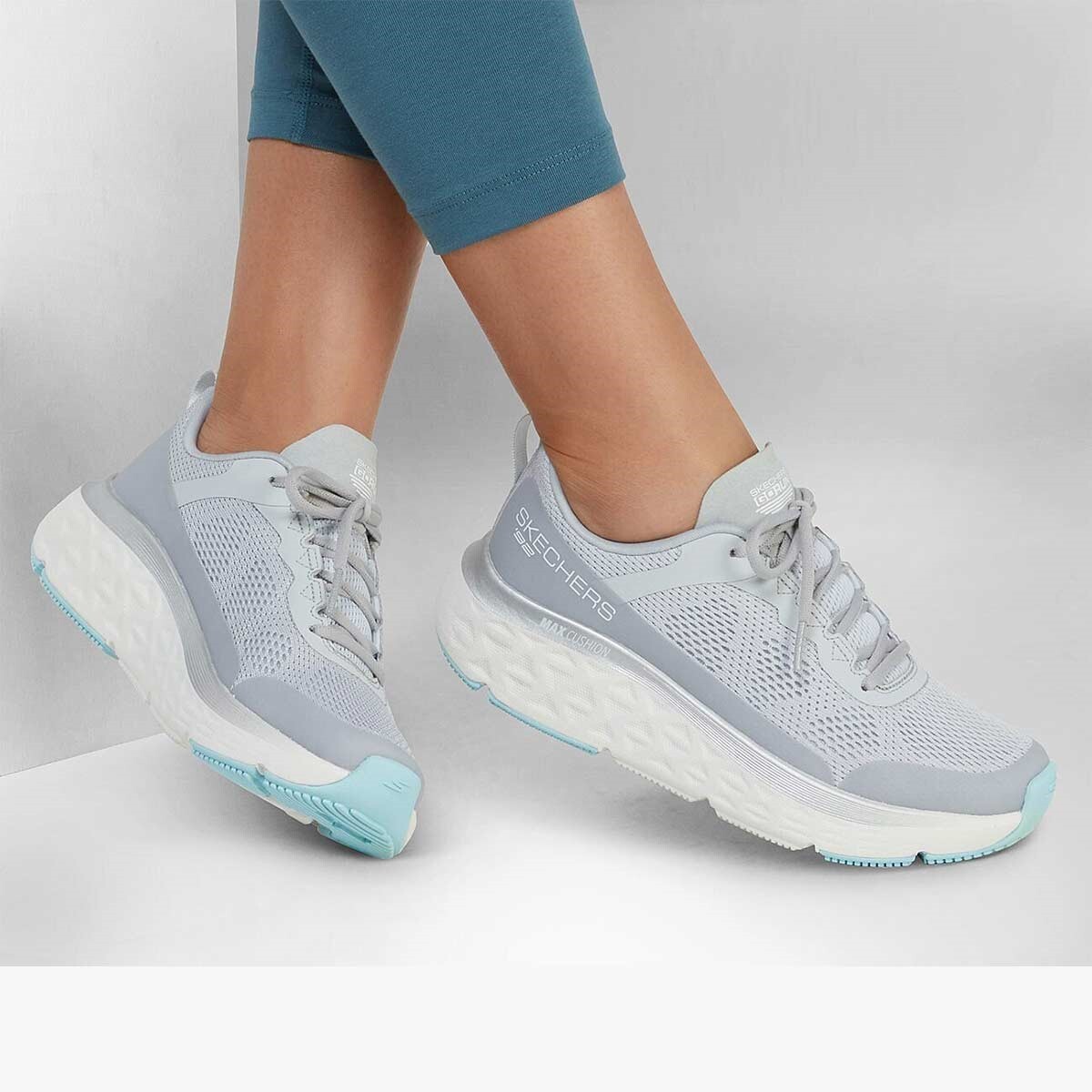 مناسب ترین کفش های ورزشی اسکیچرز برای فصول گرم سال کدامند؟ مناسب ترین کفش های ورزشی اسکیچرز برای فصول گرم سال کدامند؟