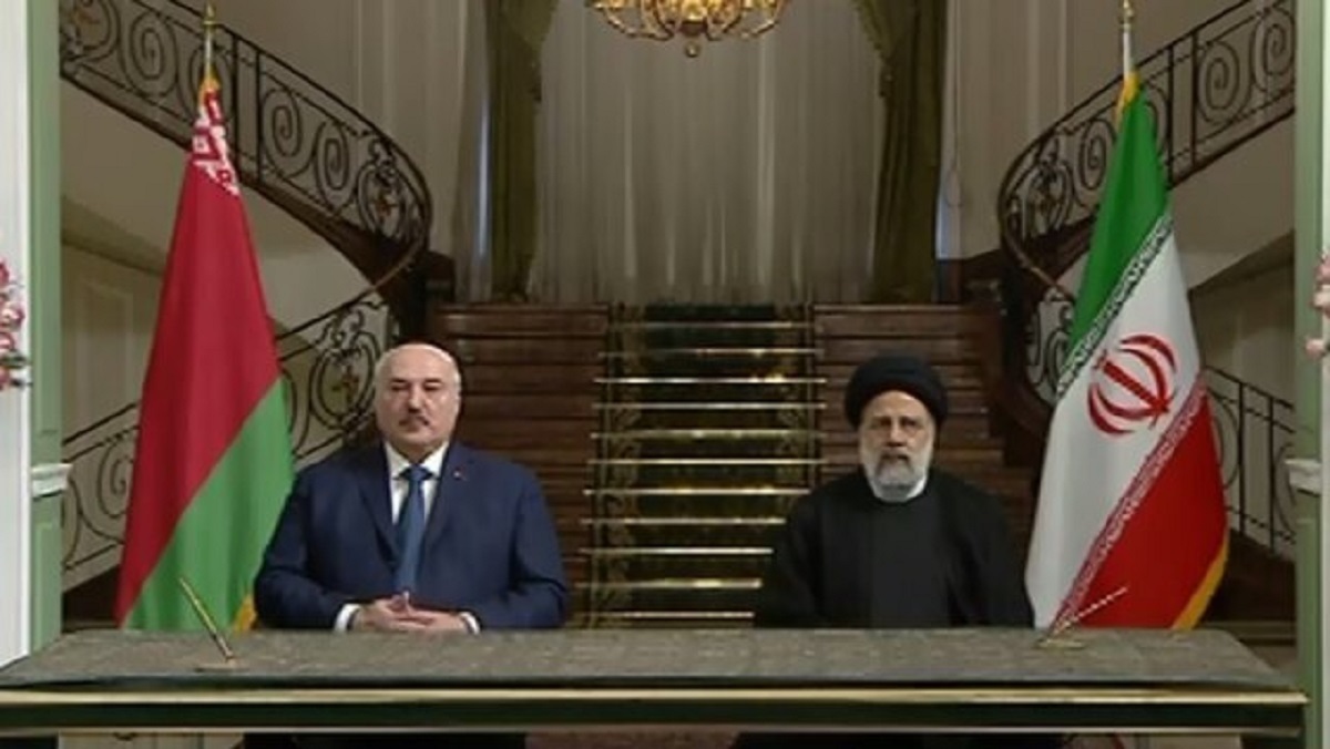 در دیدا با لوکاشنکو :
تاکید رئیسی بر توسعه روابط ایران و بلاروس /لوکاشنکو: تحریم دوره فرصت‌هاست