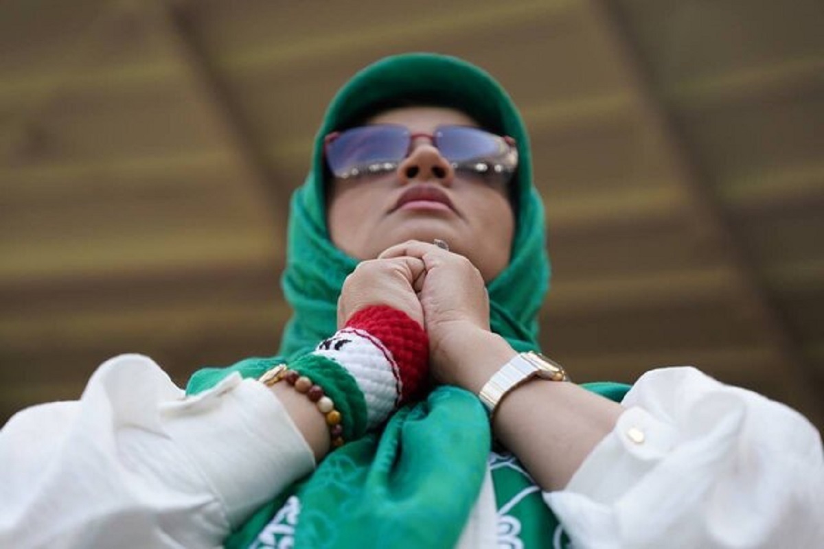 حضور زنان در بازی تیم‌ ملی با روسیه و کنیا