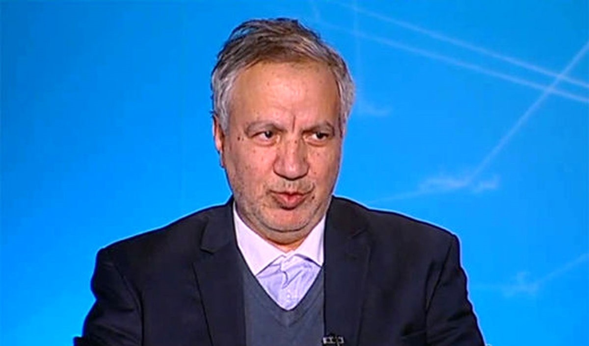 مهاجرانی: «براندازان محترم»، سری به نجف و کربلا بزنید/ مردم ایران، «تماما برهنگی» را هنر می‌دانند؟