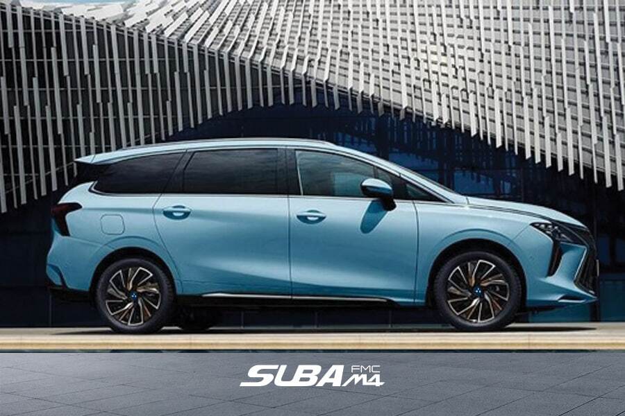 سوبا M4، شاسی بلندی لوکس یا یک قایق تفریحی مجلل!