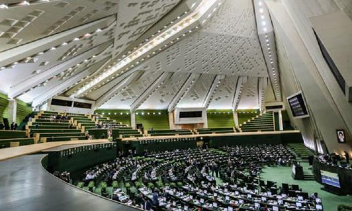 مجوز قرارگاه سازندگی خاتم الانبیاء(ص) برای انتشار ۱۰ هزار میلیارد تومان اوراق مالی اسلامی