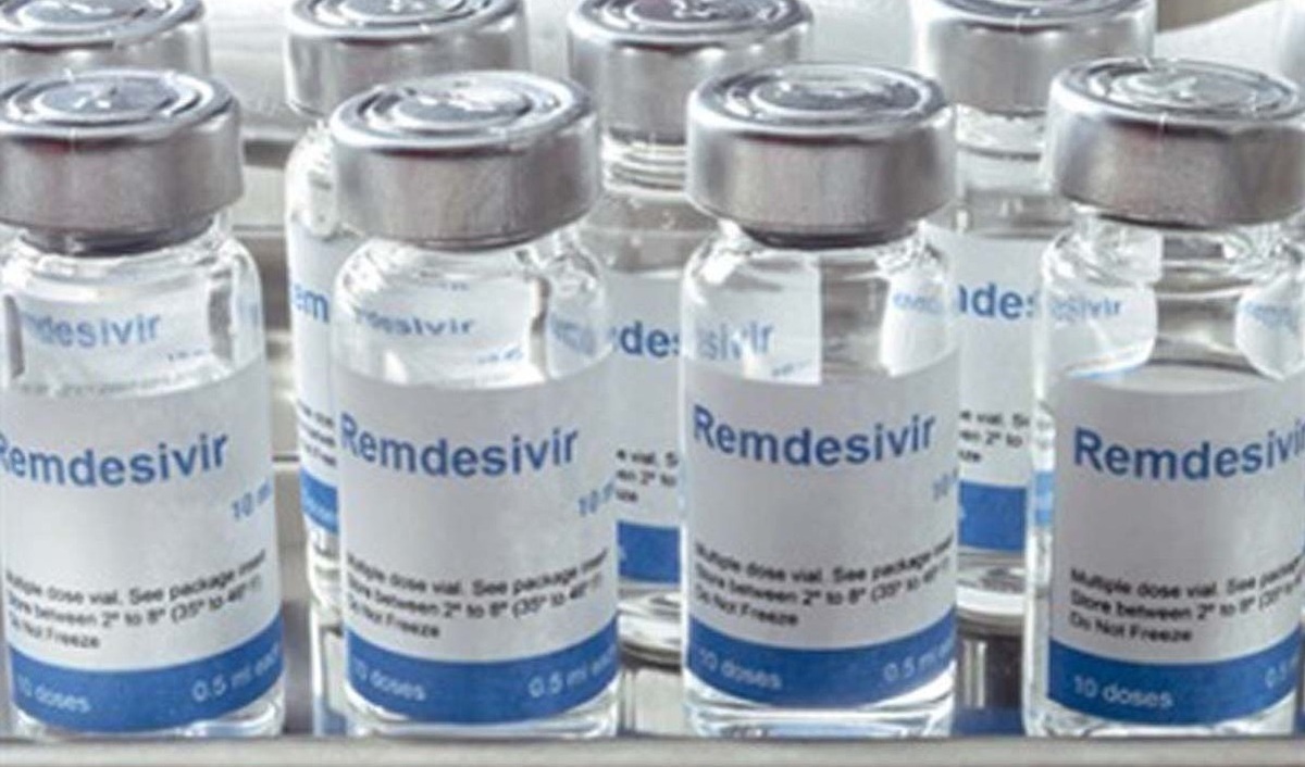 وزیر بهداشت: در صورت نیاز، آماده اهدای واکسن کرونا به زیمبابوه هستیم