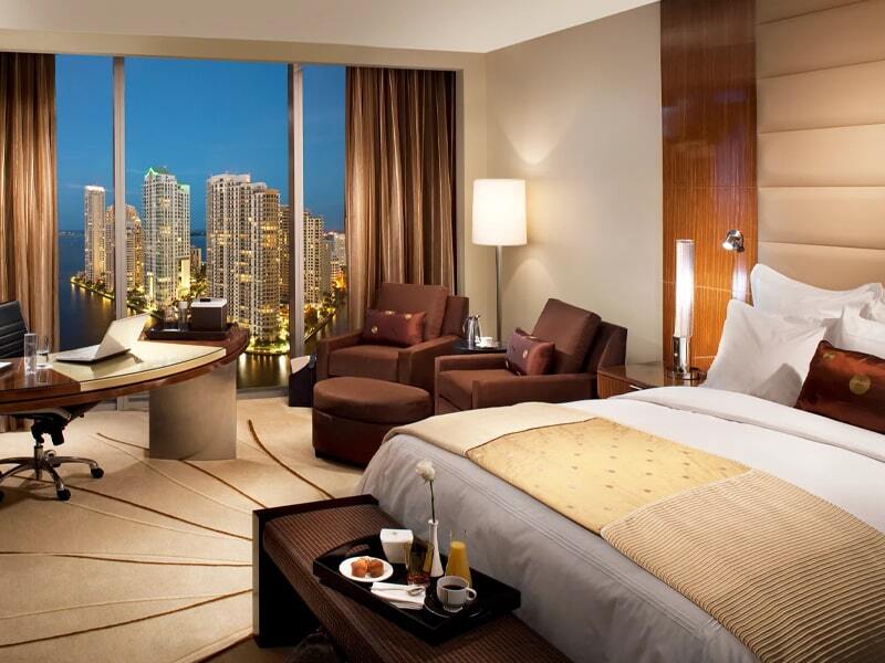 چرا باید رزرو هتل از بوکینگ را فراموش کنید؟