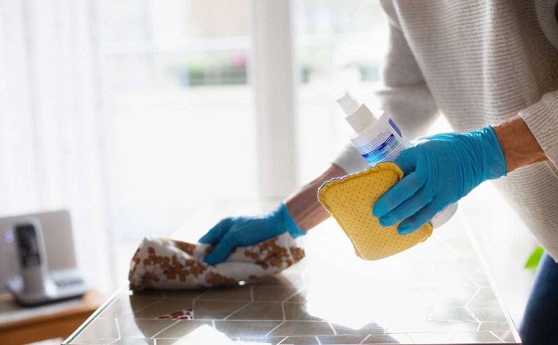 ۵ راهکار برای آسان شدن نظافت خانه | اشتباهاتی که در خانه تکانی انجام می‌دهیم