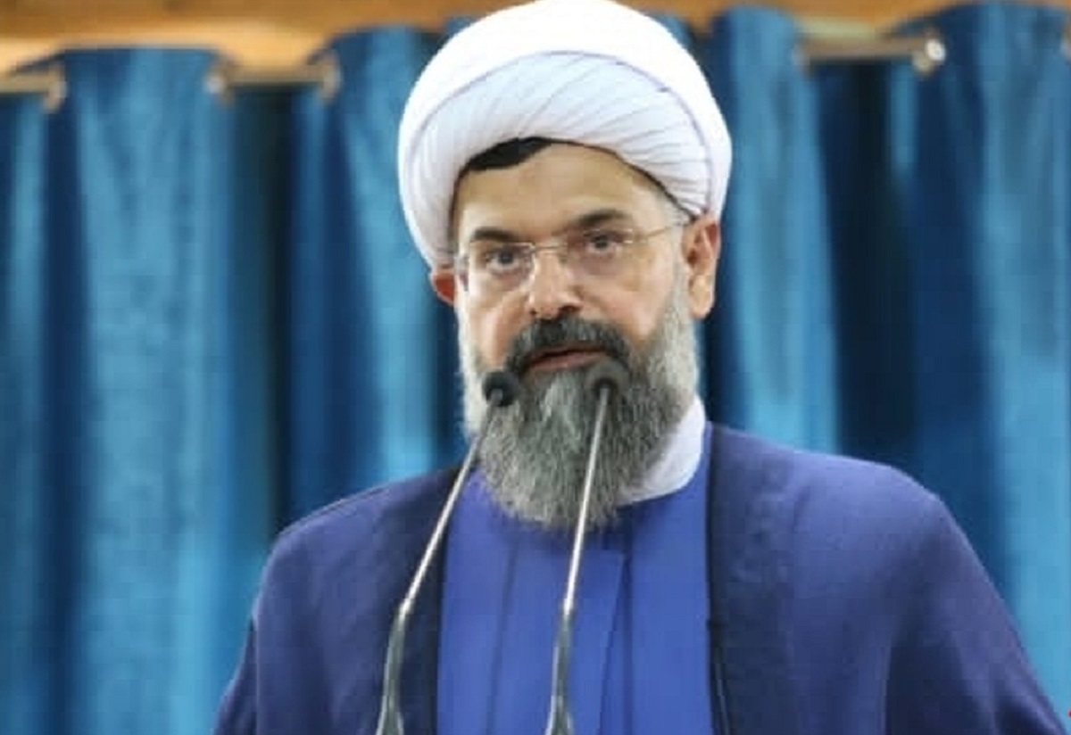 ببینید | ماجرای افتتاح قهوه‌ فروشی به دست امام جمعه !