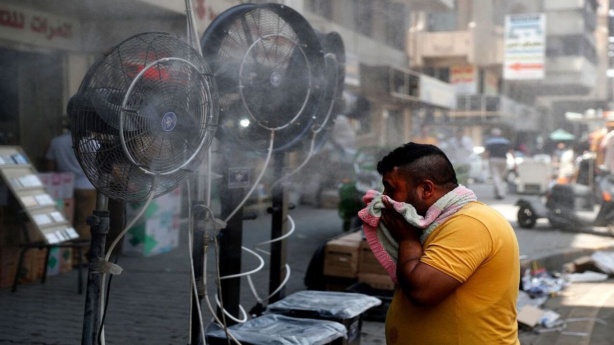 گرما ادارات عراق را تعطیل کرد
