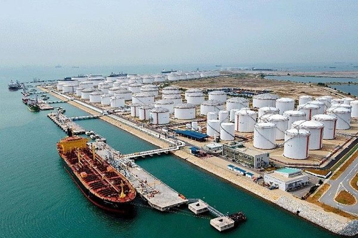 گمرک: صادرات 133 میلیون دلار بنزین از ایران طی 4 ماه