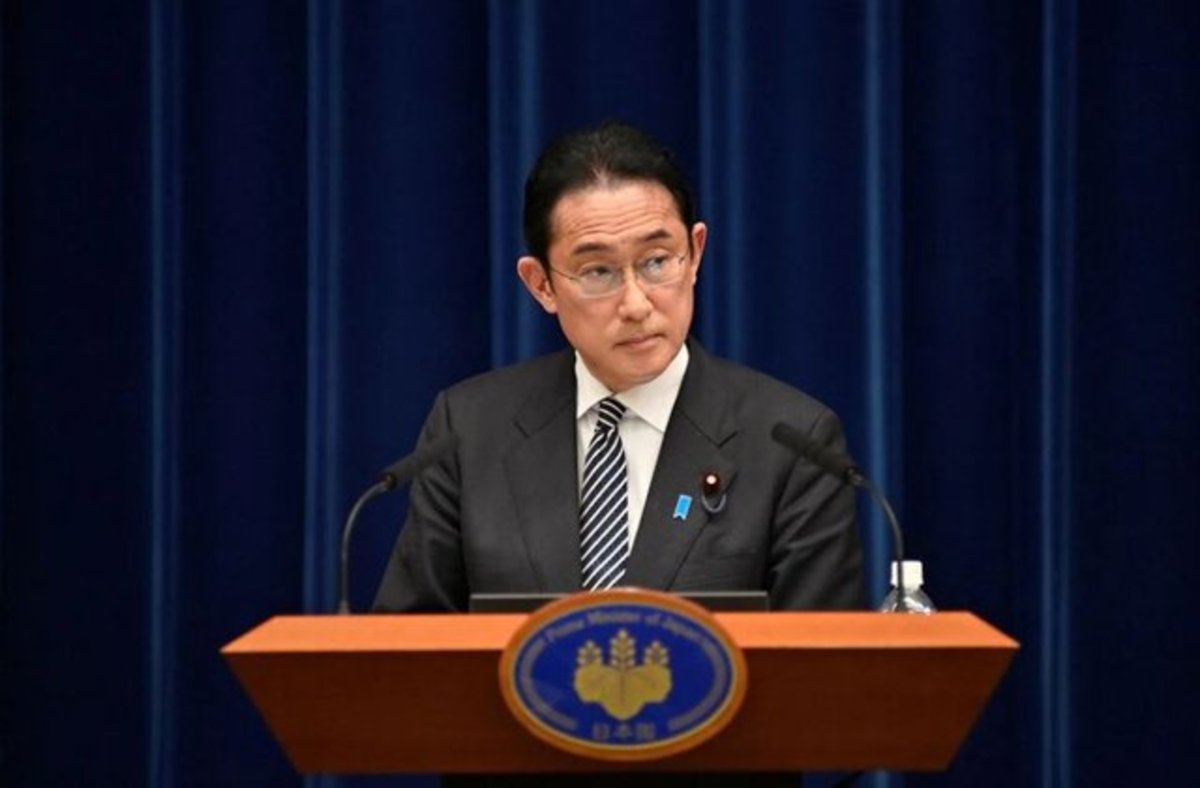 نخست وزیر ژاپن: مانورهای نظامی چین را محکوم می‌کنیم