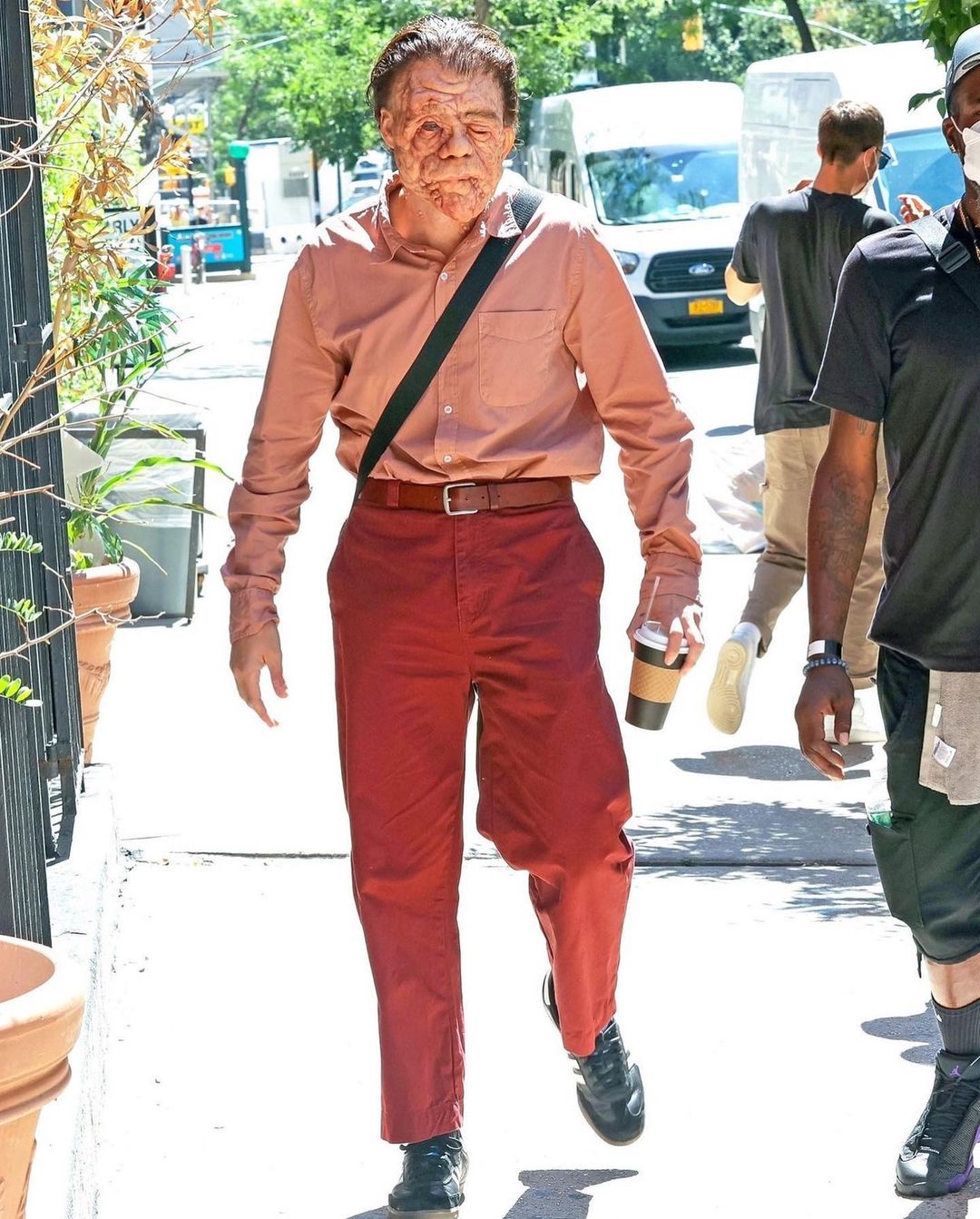 گریم خاص بازیگر معروف او را غیرقابل شناسایی کرد (+عکس) گریم خاص بازیگر معروف او را غیرقابل شناسایی کرد (+عکس)