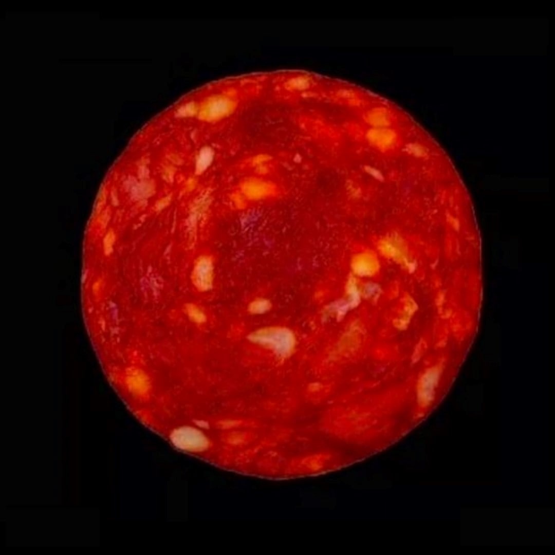 ستارهای که سوسیس از آب درآمد! ستارهای که سوسیس از آب درآمد!