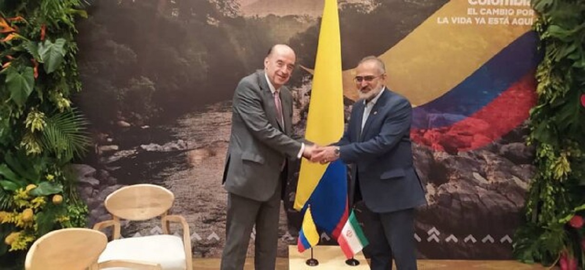 درخواست معاون رئیسی از وزیر خارجه کلمبیا: انتظار حمایت از ایران در شورای حکام را داریم