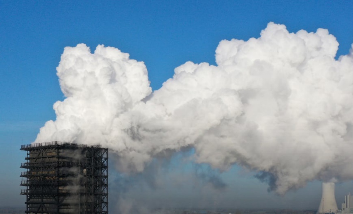 موافقت سنای آمریکا با لایحه ۳۶۹ میلیارد دلاری  مقابله با تغییرات اقلیمی