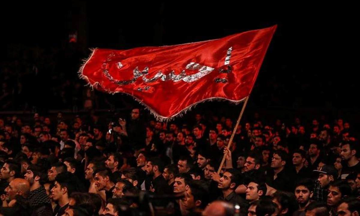 عزاداری روی قایق‌ در هند (فیلم)