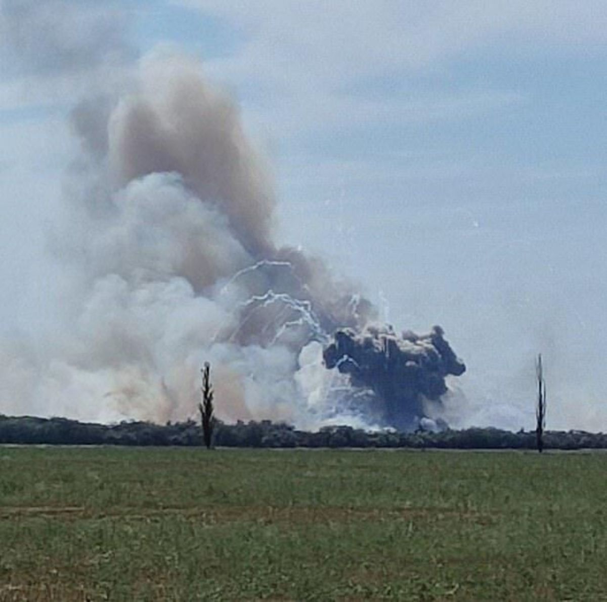 12 انفجار شدید در کریمه روسیه