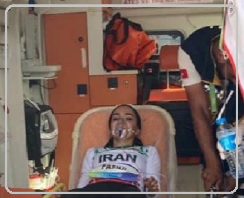 فرزانه فرزانه فصیحی در آمبولانس