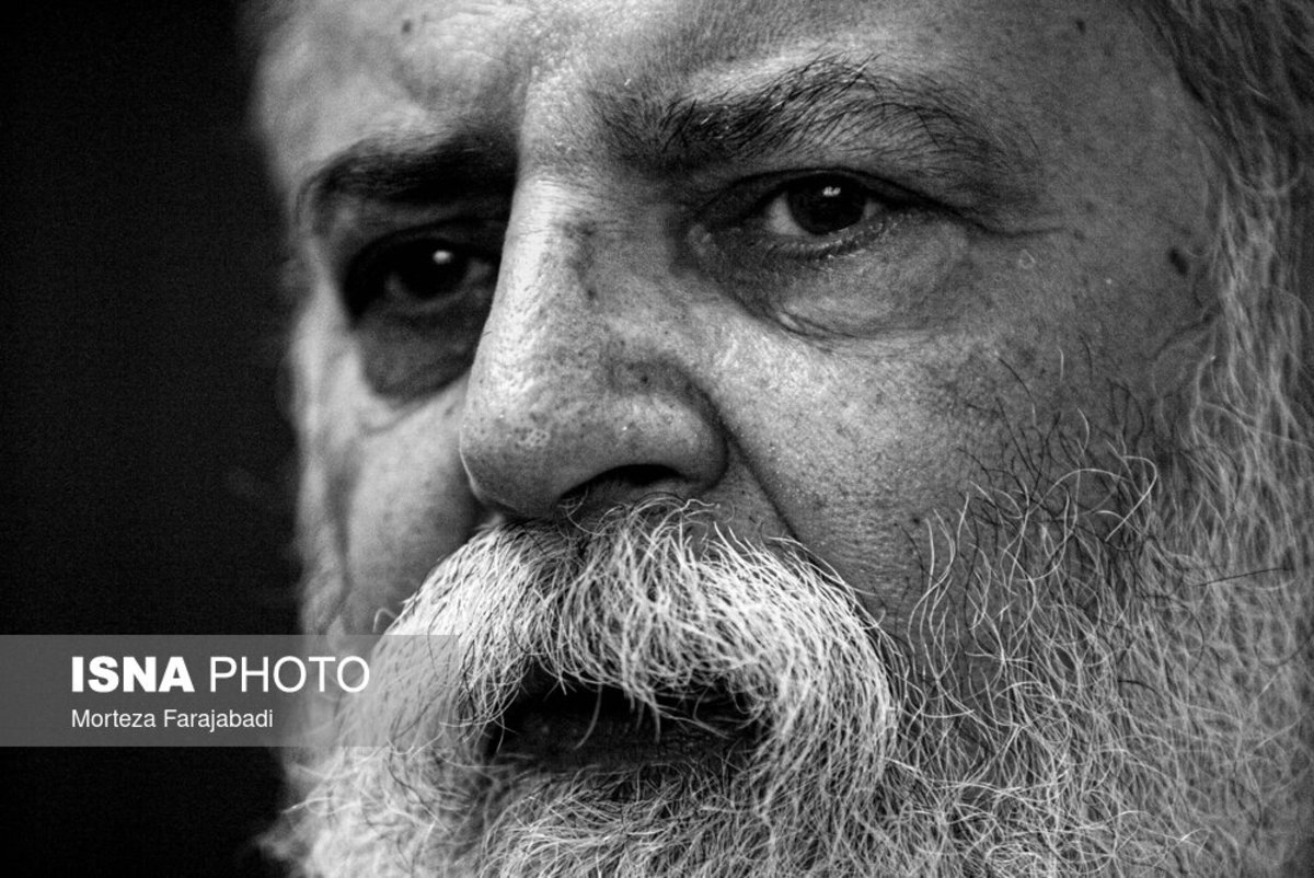 سایه، هوشنگ ابتهاج (عکس)