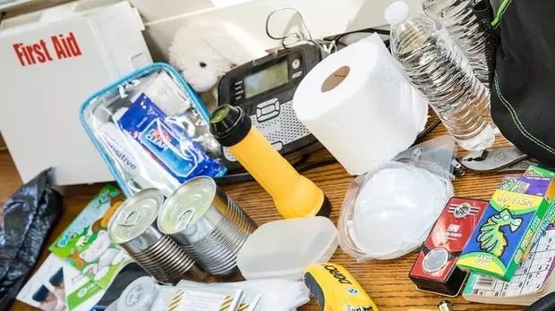 ۱۳ چیز مهمی که باید در صندوق عقب خودرو همراه داشته باشیم