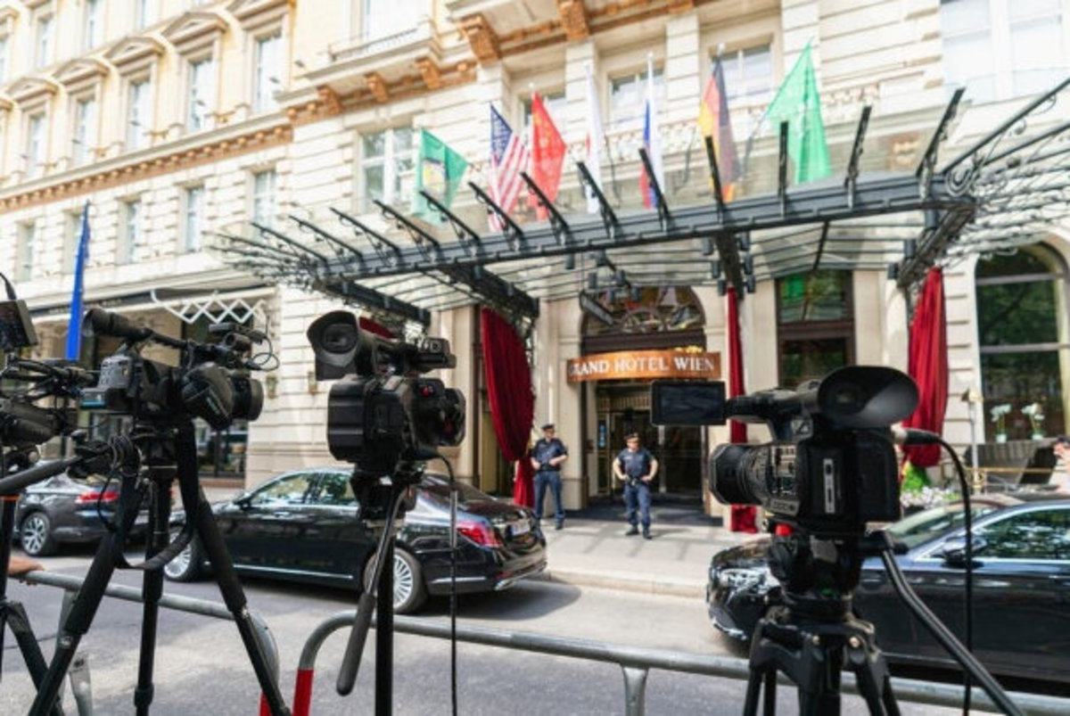 کمیسیون امنیت ملی مجلس: مذاکرات باید به رفع تحریم‌ها منجر شود