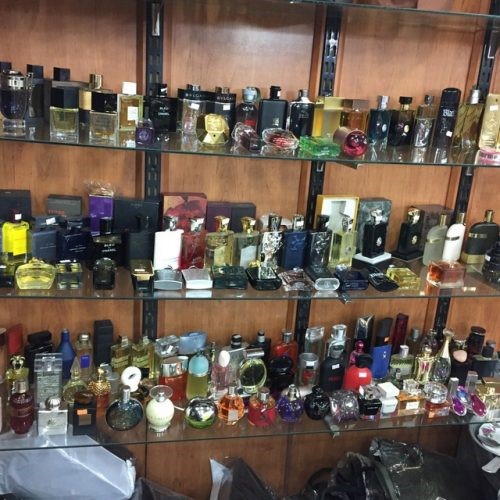 ادکلن بدون جعبه واقعا اصل است؟ ادکلن بدون جعبه واقعا اصل است؟