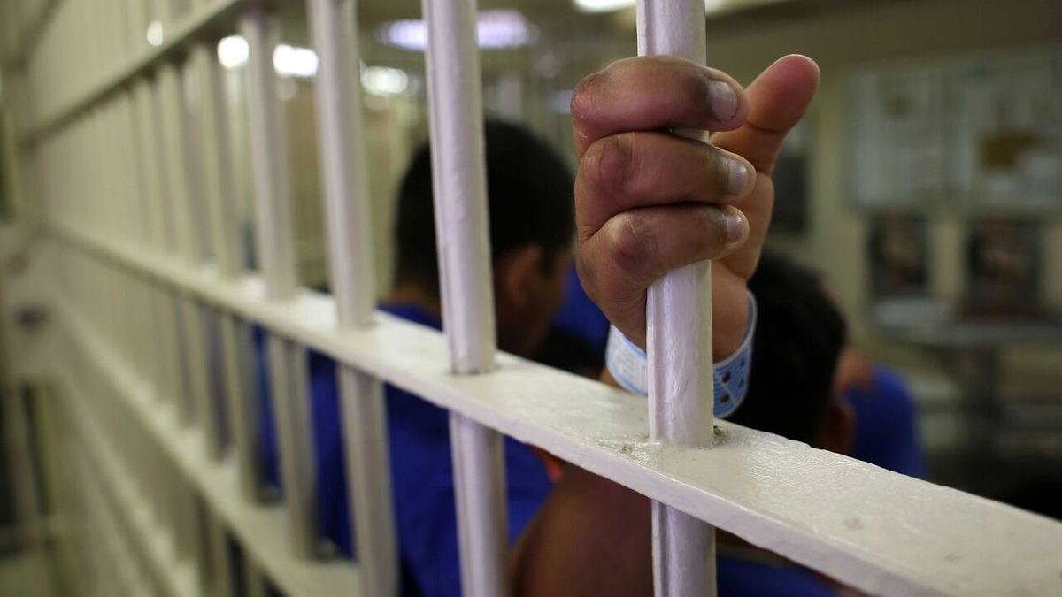 دادستان: زندانیان با سابقه جرایم خشن ارفاق نمی‌گیرند