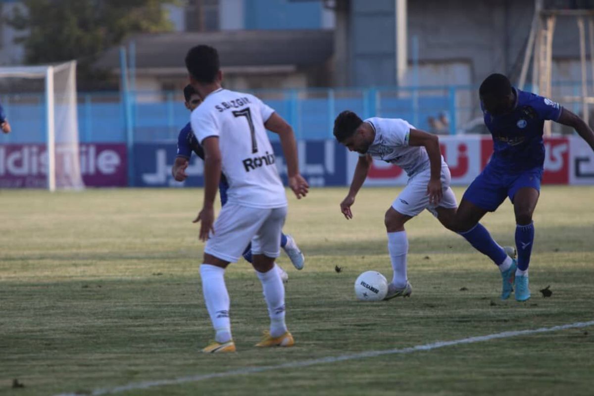 لیگ برتر/ ملوان 1 - 3 استقلال