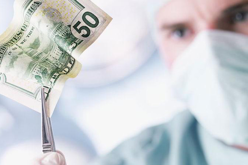 روزنامه شرق: گردشگران از خارج برای جراحی زیبایی به مشهد می آیند/ کار دلال ها سکه است روزنامه شرق: گردشگران از خارج برای جراحی زیبایی به مشهد می آیند/ کار دلال ها سکه است