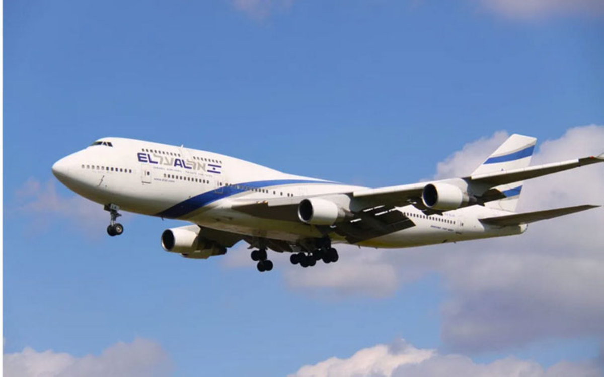 روزنامه اسراییلی: دولت عمان به ملاحظه ایران، حریم هوایی خود را به روی ما باز نخواهد کرد