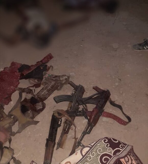 ۶ کشته در درگیری مسلحانه اشرار با پلیس کرمان/ شهادت یک مامور پلیس ۶ کشته در درگیری مسلحانه اشرار با پلیس کرمان/ شهادت یک مامور پلیس