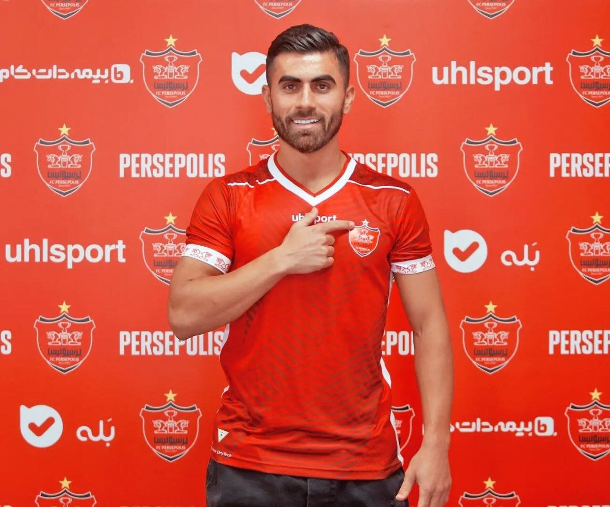 سینا اسدبیگی به پرسپولیس پیوست