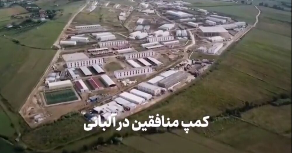 فارس: مقر منافقین را در آلبانی با موشک‌های بالستیک بزنیم