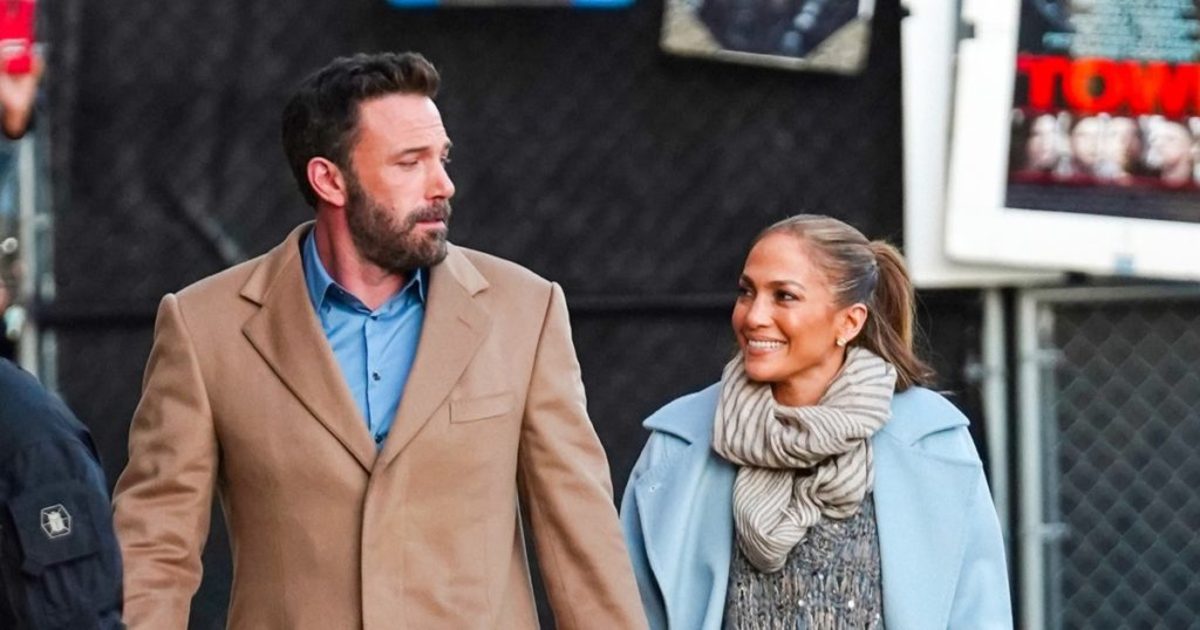 مجموع ثروت بن افلک و جنیفر لوپز چقدر است؟