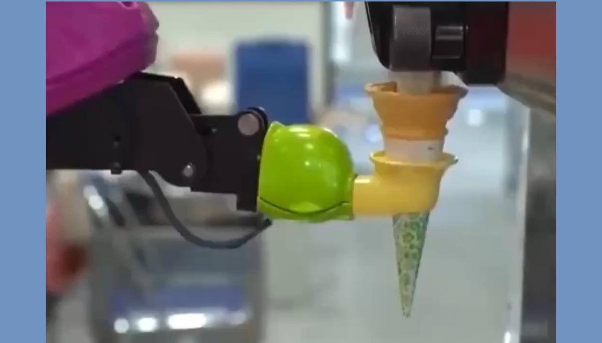 ببینید | ربات ژاپنی در 3 ثانیه بستنی سرو می‌کند!