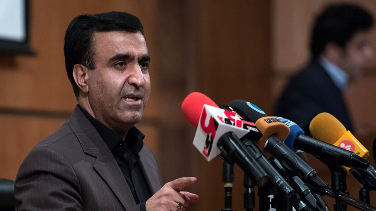 رئیس سازمان محیط زیست صفحه‌ای در شبکه‌های اجتماعی ندارد