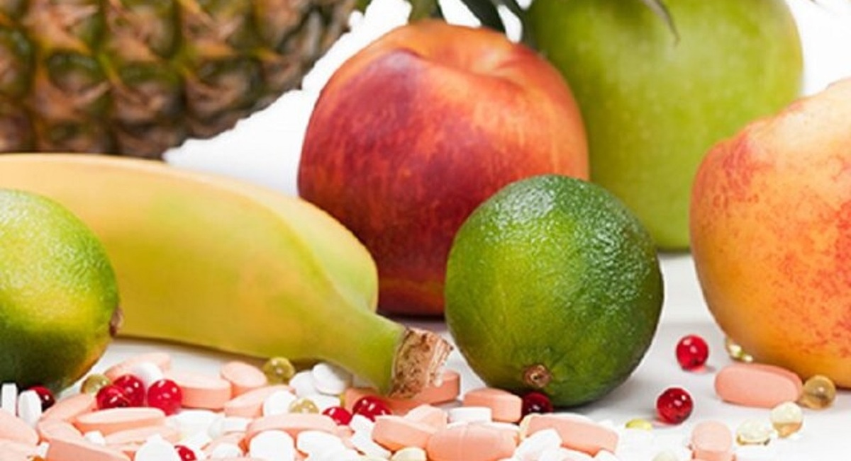 بعد از ۵۰ سالگی خوردن این میوه‌ ها اهمیت دارد