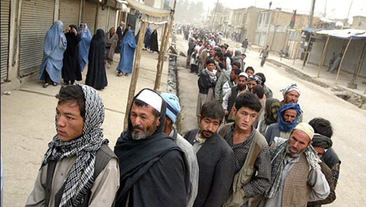 ستاد اربعین: اتباع افغانستانی و پاکستانی غیر مقیم از طریق مرز زمینی ایران نمی‌توانند وارد عراق شوند