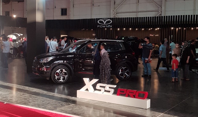 حضور معاون اقتصادی رئیس جمهور در غرفه مدیران خودرو در نمایشگاه خودرو مشهد حضور معاون اقتصادی رئیس جمهور در غرفه مدیران خودرو در نمایشگاه خودرو مشهد