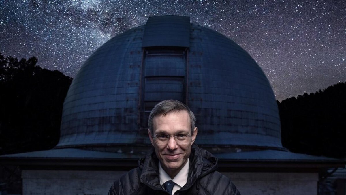 ادعای جنجالی یک دانشمند: در بقایای شهاب سنگ اعماق اقیانوس آرام دنبال سرنخ آدم فضایی ها باشید!