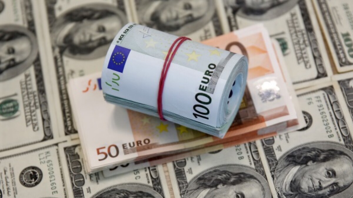 ارزش یورو به زیر یک دلار رسید / کمترین در 20 سال اخیر